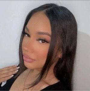 Meet your Posher, Angelina